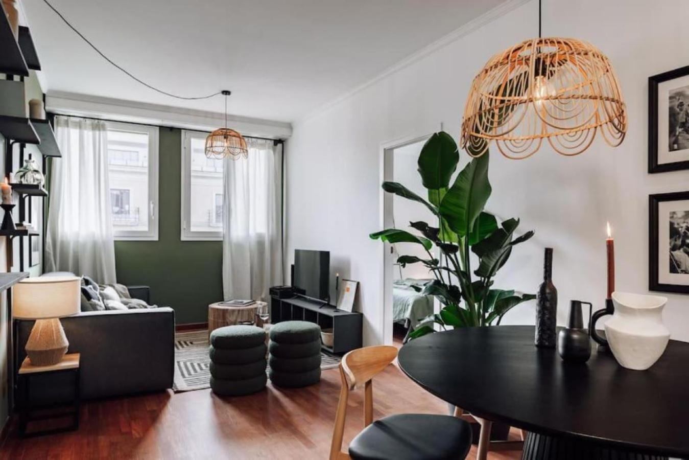 Leilighet Kamina - 2 Bedroom In Passeig De Gracia Barcelona